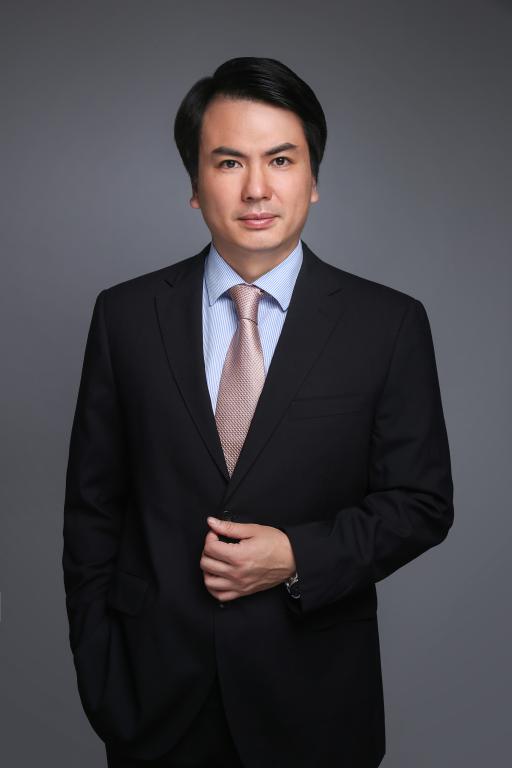 院长兼MBA教育中心主任 林嵩